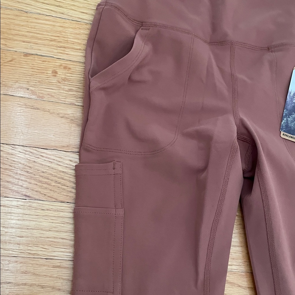 Avalanche Tan High-Waisted Cargo Leggings - Picture 2 of 5